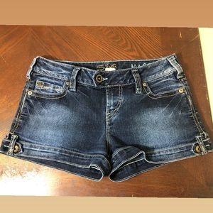 Women’s Silver Jeans Jean Shorts. Size 27
